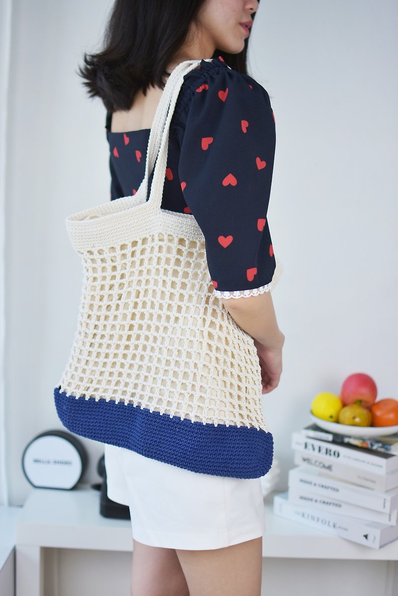 White-Navy Nadia Crochet Bag - 手提包/手提袋 - 棉．麻 蓝色