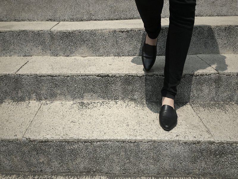 The Black (纯粹黑) Heeled Loafers | WL - 女款牛津鞋/乐福鞋 - 真皮 黑色