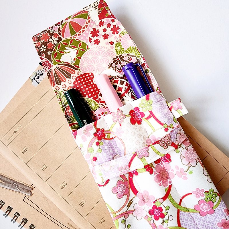 布笔袋-和风3钢笔笔套-和风花花 - 铅笔盒/笔袋 - 棉．麻 粉红色