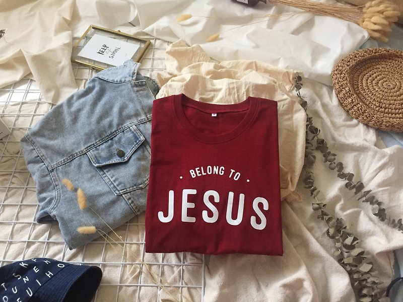 100% cotton T-shirt with Belong To Jesus design. - 女装 T 恤 - 棉．麻 红色