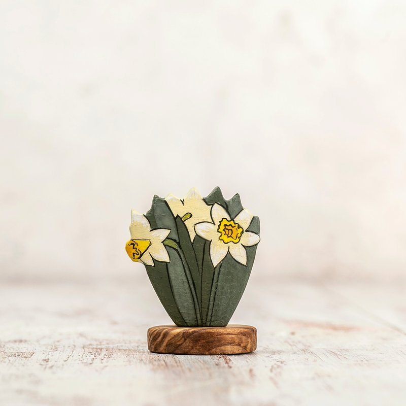 Handcrafted Wooden Daffodil Toy - Eco-friendly, Sustainable, Kids Gift - 玩具/玩偶 - 木头 黄色