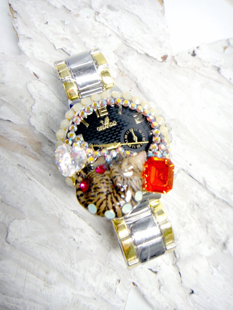 TIMBEE LO 猫咪水晶装饰手表 手工制 可定制化 猫咪 - 女表 - 其他金属 卡其色