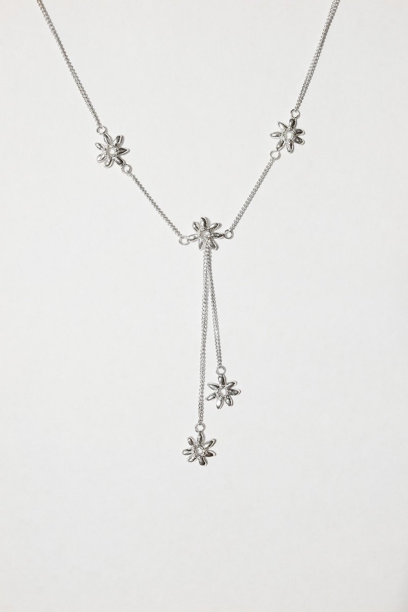 Daffodils Necklace 冬日水仙项链 - 项链 - 纯银 银色