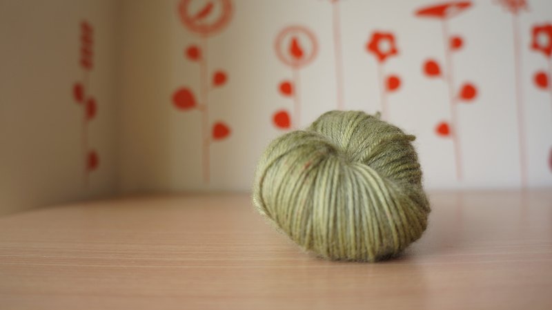手染线。浅橄绿(Cashmere) - 编织/刺绣/羊毛毡/裁缝 - 羊毛 