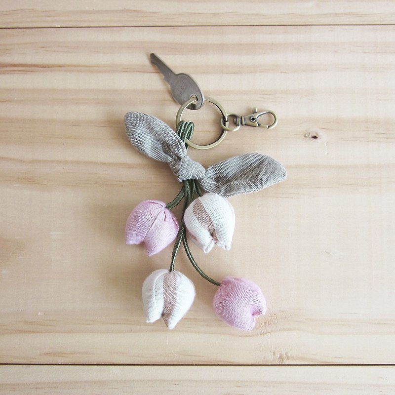 四朵郁金香串钥匙圈-天然植物染 - 钥匙链/钥匙包 - 棉．麻 