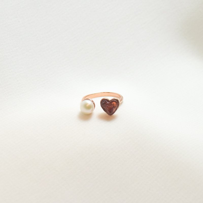miniheart with pearl ring - 戒指 - 其他材质 粉红色