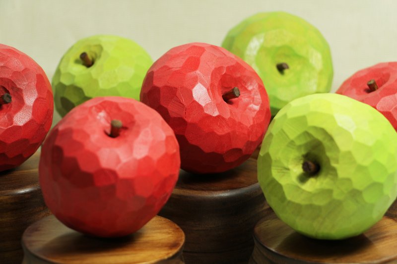 木制苹果音乐盒--可选苹果颜色--木刻--纯手工--手作 - 摆饰 - 木头 多色
