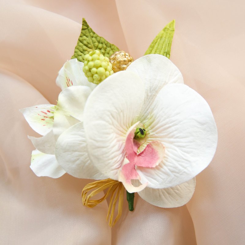 GC112 : Paper Corsage Groom VIP Corsage Size 2" x 3.5" - 胸针 - 纸 