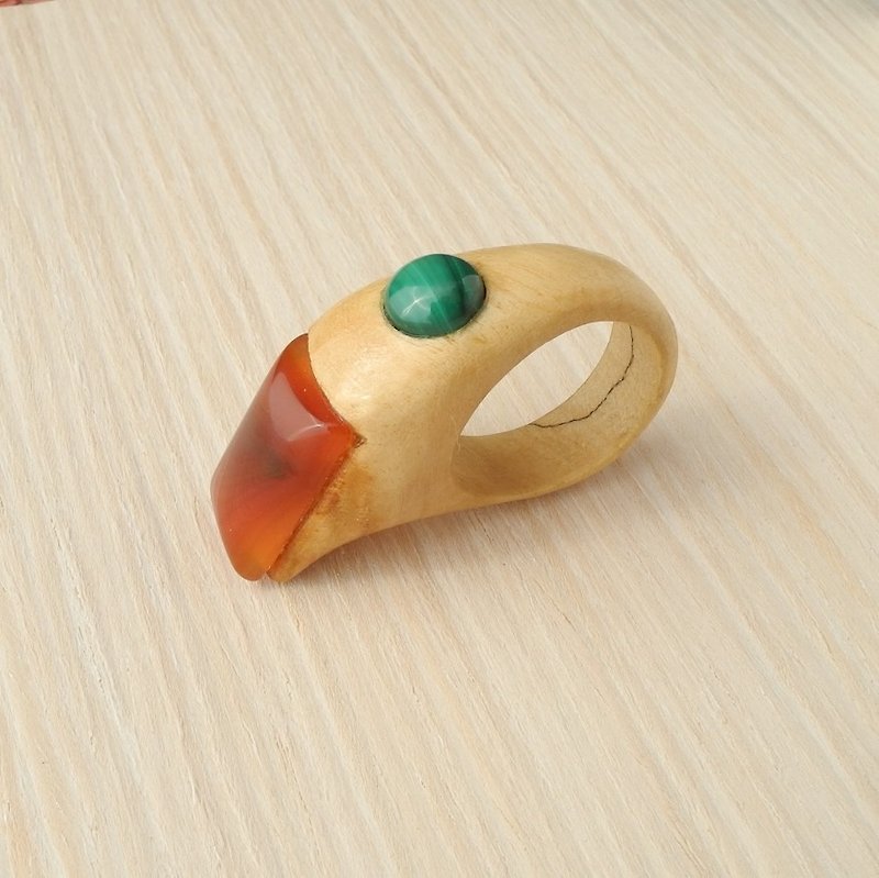 Wood ring with carnelian and malachite - 戒指 - 木头 多色