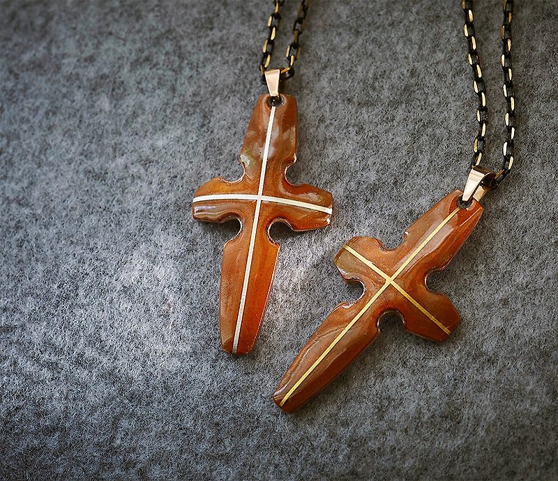 爱的信息III 十字架项链。珐琅。两种戴法。基督教。手工限量 - 项链 - 珐琅 金色