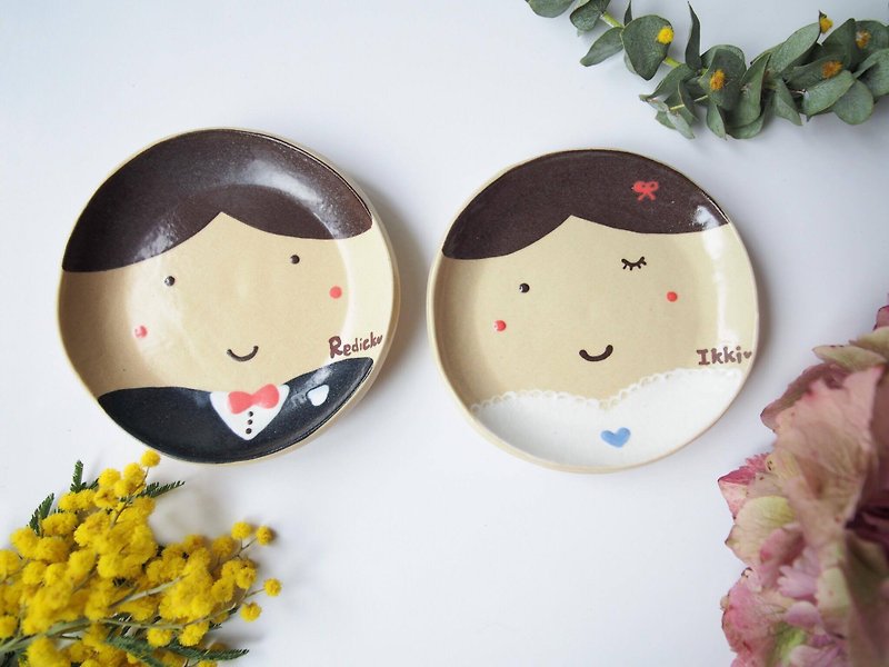 甜蜜小夫妻 ❤ 婚礼对盘组 (加名字款) - 花瓶/陶器 - 陶 咖啡色