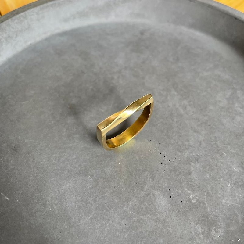 【Variety】D型黄铜造型戒指 -10 - 戒指 - 铜/黄铜 