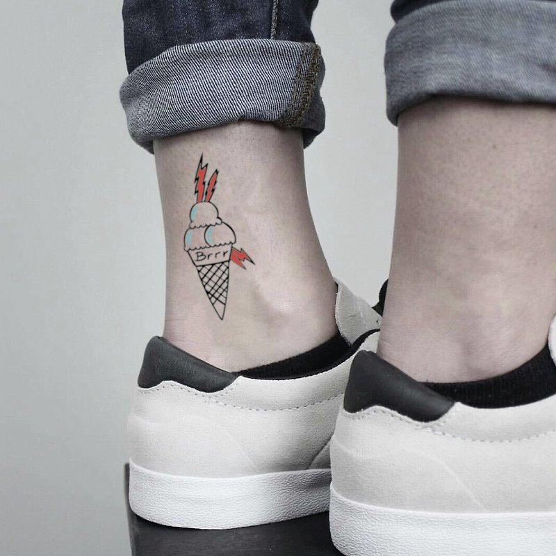 TOOD 纹身贴纸 | 脚腕位置 Gucci Mane Ice Cream Cone 冰淇淋甜筒刺青图案纹身贴纸 (2枚) - 纹身贴 - 纸 多色