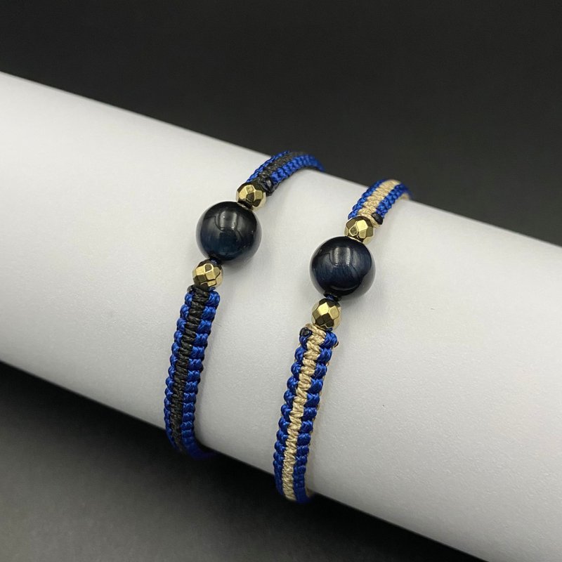 Blue Tiger's Eye Lucky Stone Macrame Bracelet (Blue Tone Stylish) - 手链/手环 - 其他材质 蓝色