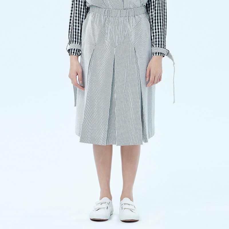 灰白条纹及膝裙 - 裙子 - 棉．麻 灰色