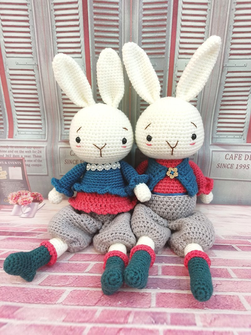 Crochet Bunny Couple - 玩偶/公仔 - 棉．麻 银色