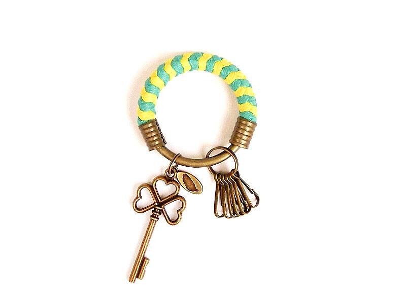 钥匙圈(小)5.3CM 湖水绿+亮黄+幸运草钥匙 编织 腊绳 铁环 定制化 - 钥匙链/钥匙包 - 其他金属 多色