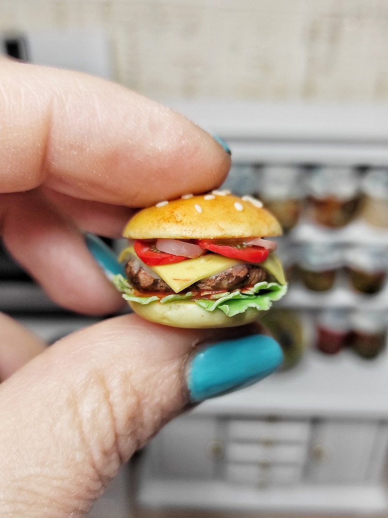 Fast food for dolls - Burger - Realistic burger - burger for dollhouse - sale - 玩具/玩偶 - 粘土 