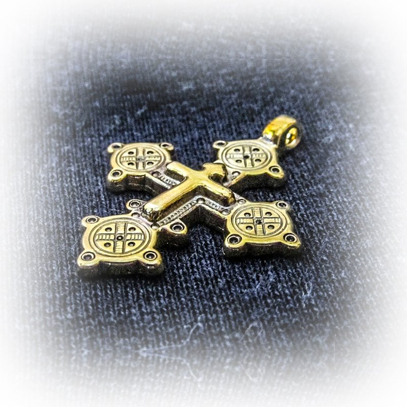 Brass cross necklace charm,ukraine brass cross necklace pendant,christian cross - 吊饰 - 铜/黄铜 金色