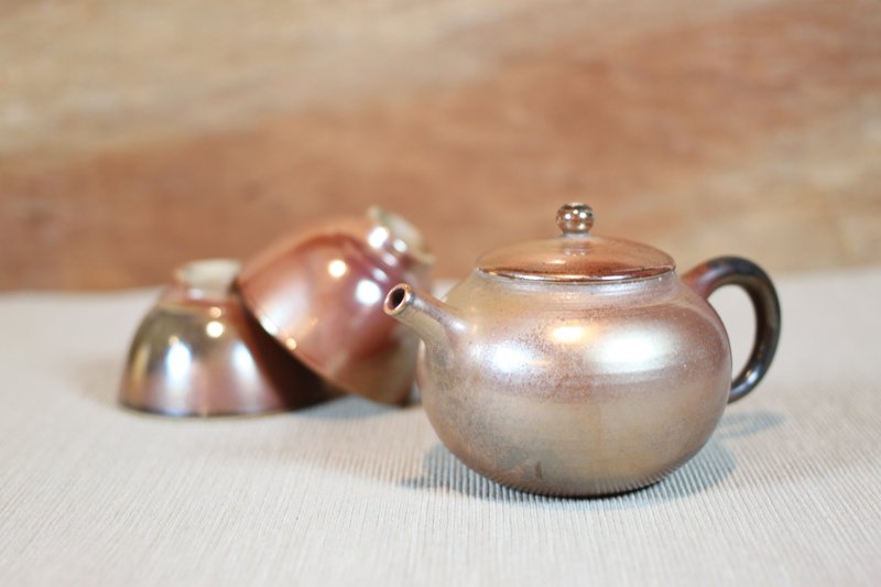【圣诞礼盒】金银彩柴烧茶具组 一壶两杯 莺歌名家叶敏祥手作精品 - 茶具/茶杯 - 陶 