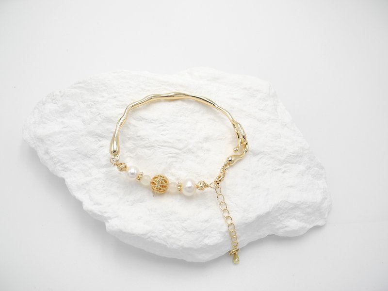 【星月】天然珍珠手镯 现货 月光石 - 手链/手环 - 铜/黄铜 金色
