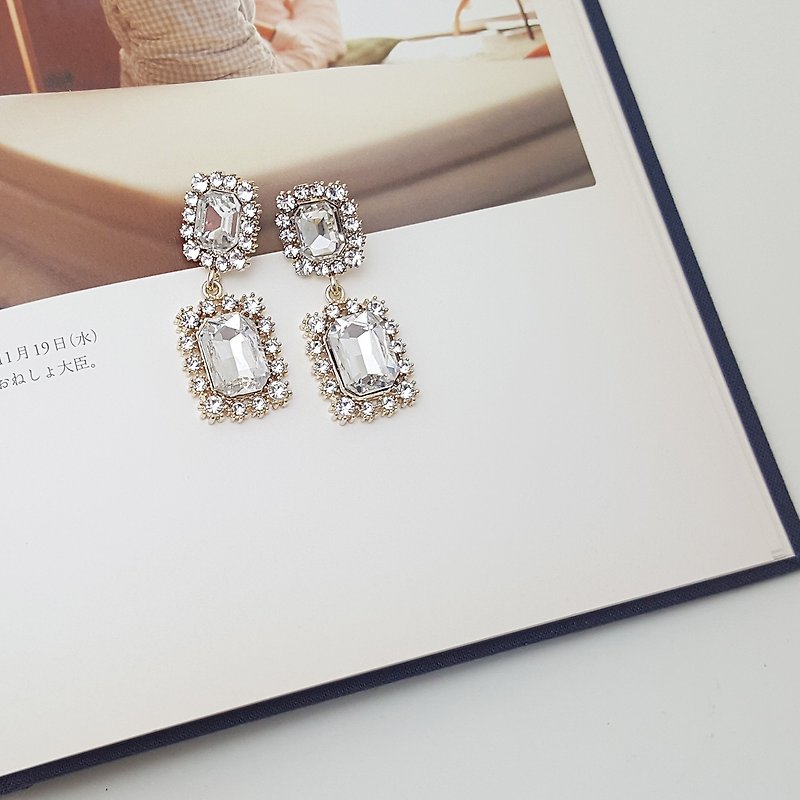 Rectangle white Cubic Zirconia Earrings,Swarovski Rhinestone Stud Earrings - 耳环/耳夹 - 其他材质 白色