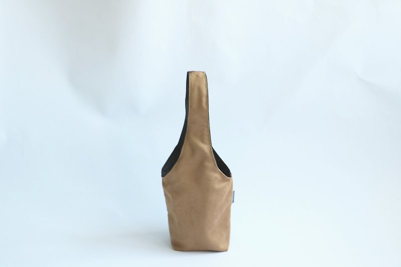 MaryWil麂皮双面环保杯套饮料提袋-咖啡x卡其 - 随行杯提袋/水壶袋 - 棉．麻 咖啡色