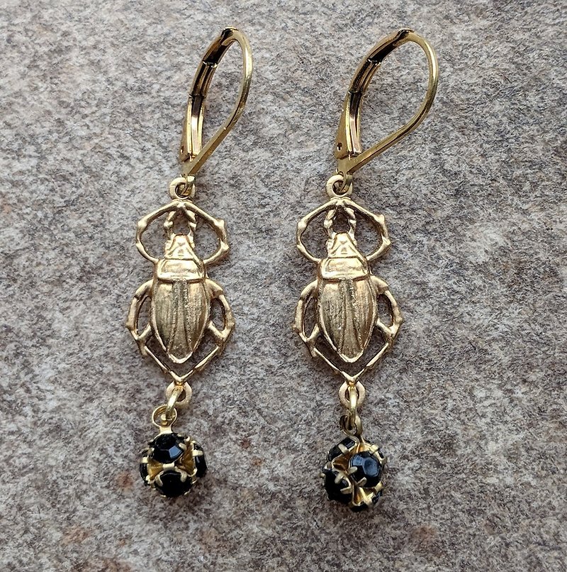 神秘甲虫黑玻璃耳环 - 耳环/耳夹 - 铜/黄铜 