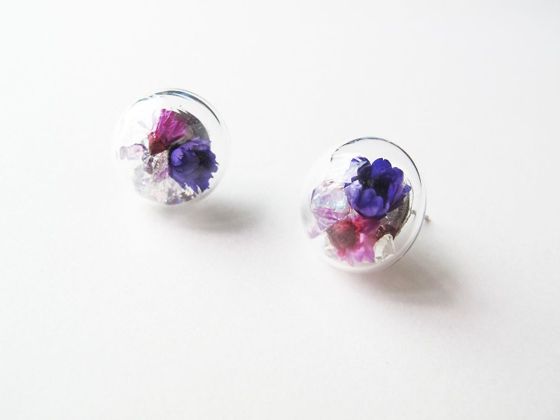 ＊Rosy Garden＊浪漫紫色小雏菊水晶弧面玻璃耳环 - 耳环/耳夹 - 植物．花 紫色