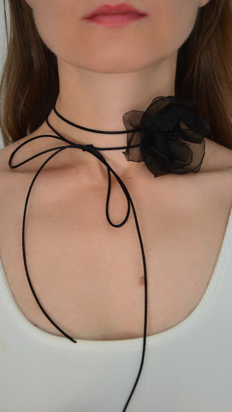 黑色乌干纱纱花卉颈链，小号 - 项链 - 其他材质 黑色