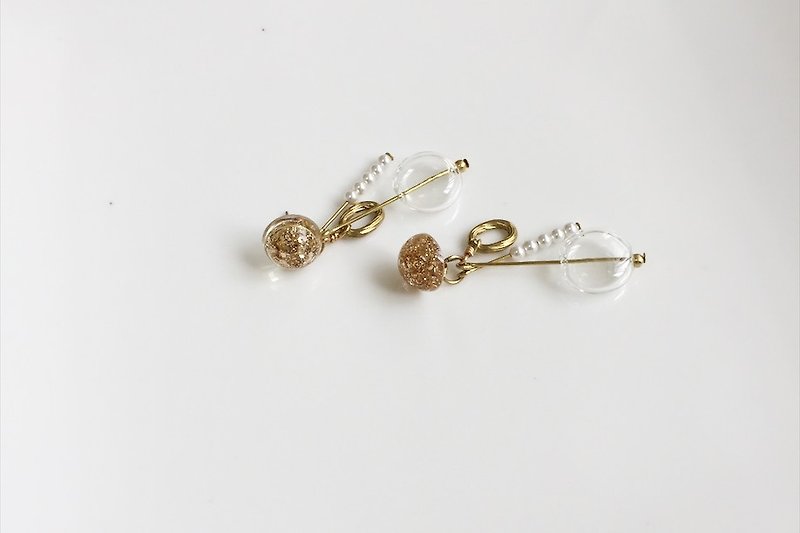 Have a nice 黄铜泡泡手做造型耳环 - 耳环/耳夹 - 宝石 金色