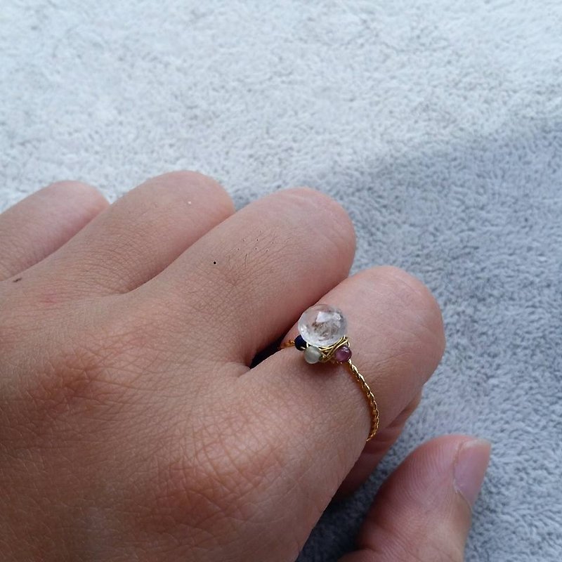 镀金， 4颗小天然石(2颗蓝碧壐，一颗紫牙乌石榴石和一颗青金石)，切面月亮石订制戒指 tourmarine, garnet and moonstone gold-plated ring - 戒指 - 宝石 多色
