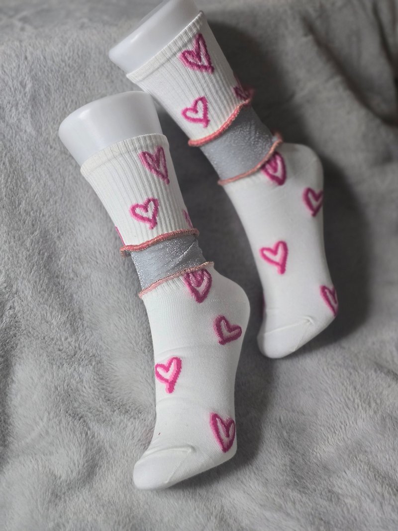 ピンク×シルバー　ハート　カラフルメロウソックス 派手靴下 個性的 22.5〜25 女性靴下 socks - 袜子 - 其他材质 粉红色