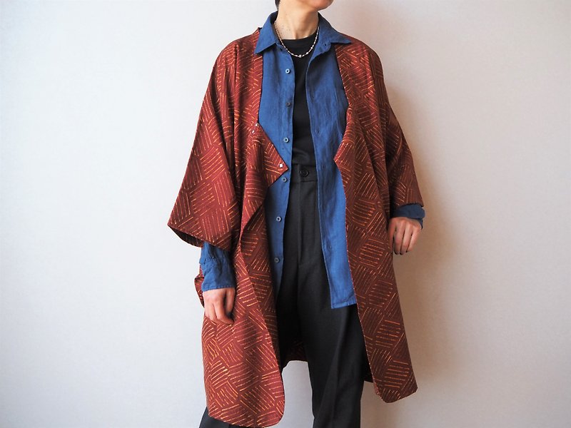 日本极简主义棕色真丝和服、光滑真丝夹克、露肩上衣 - 中性连帽卫衣/T 恤 - 丝．绢 