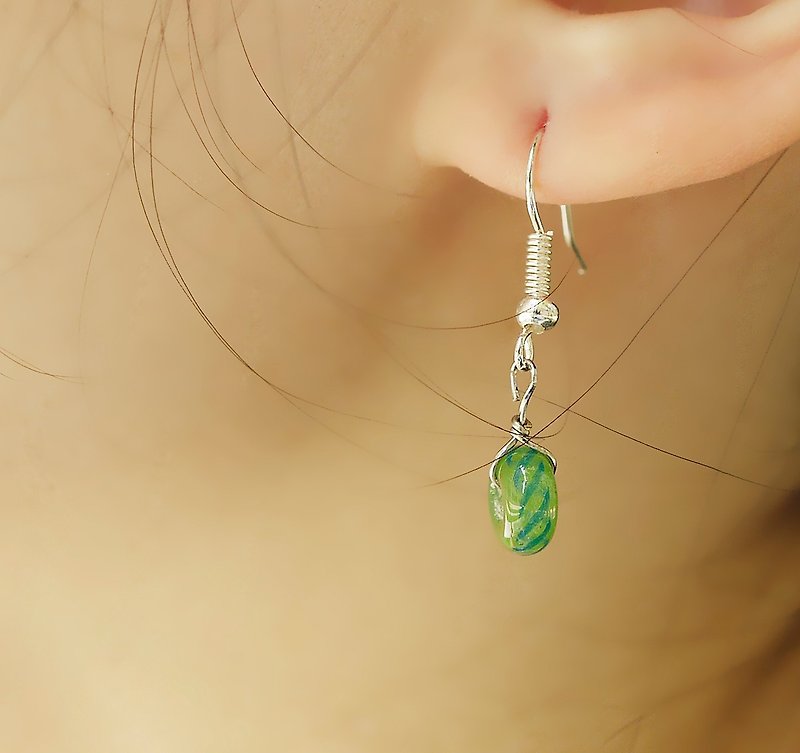 珠儿耳环 - 耳环/耳夹 - 其他材质 绿色