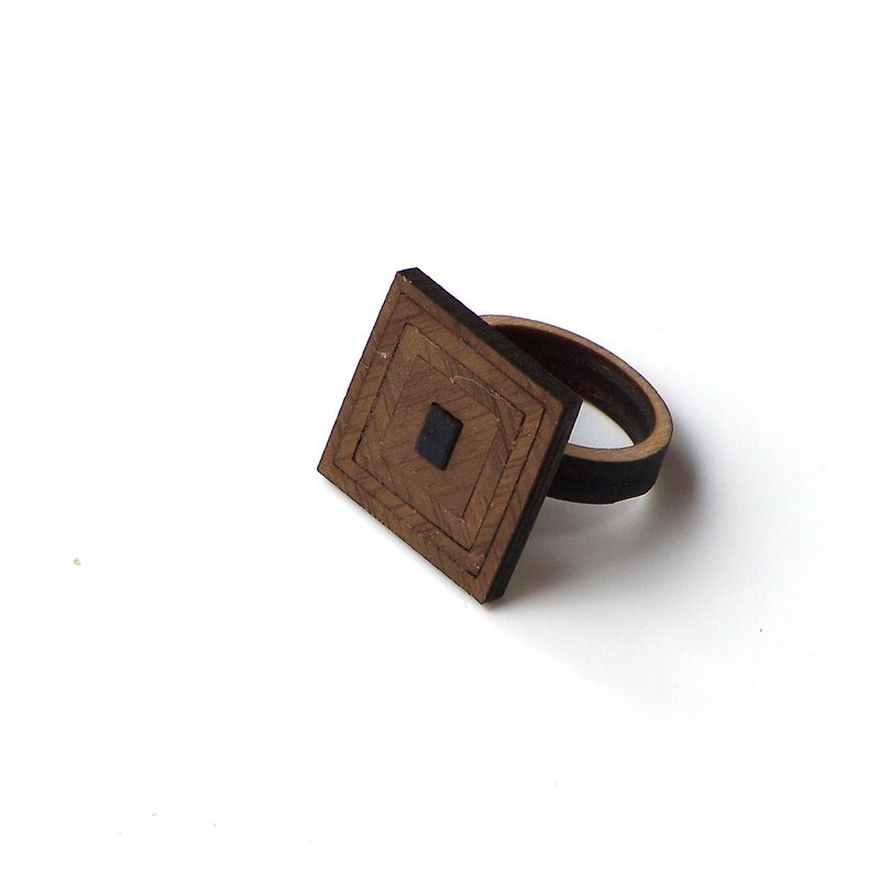 Veneered laser cut wooden ring - model 1/5 - 戒指 - 木头 咖啡色
