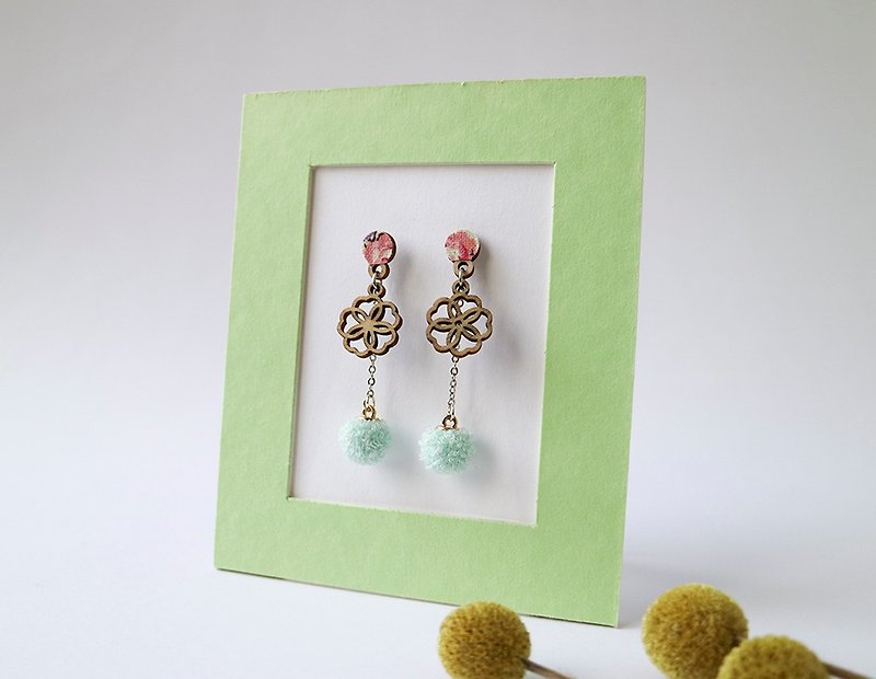 粉绿花样篓空耳环-耳针 - 耳环/耳夹 - 其他材质 绿色