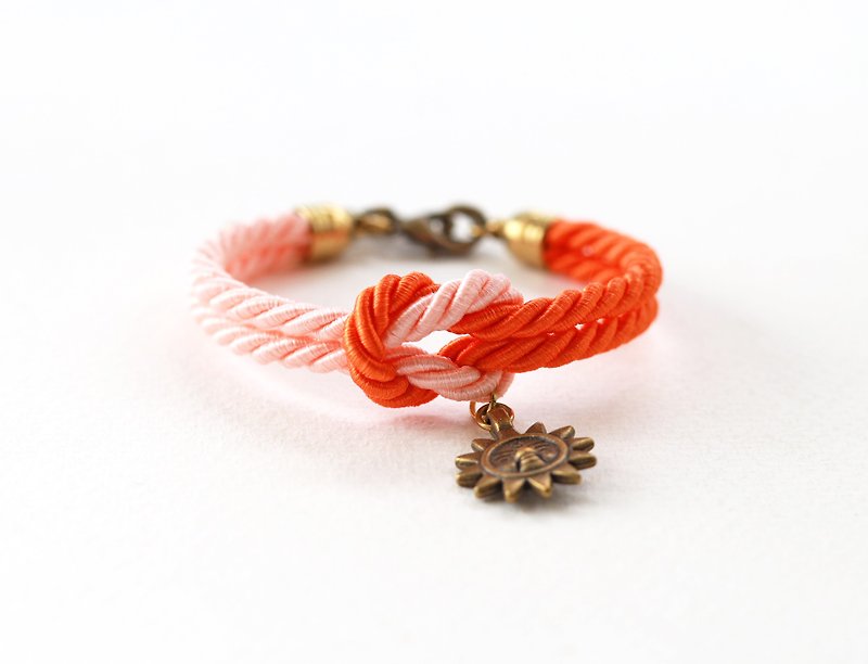 Peach / Sunburst knot rope bracelet with sun charm - 手链/手环 - 其他材质 橘色