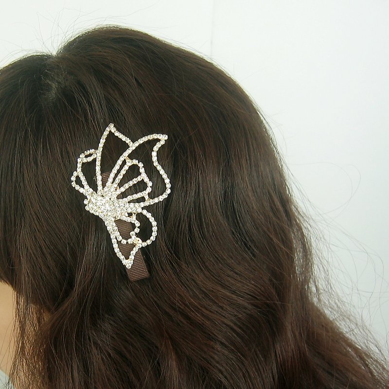 Gold  butterfly hairpin - 发饰 - 其他材质 金色