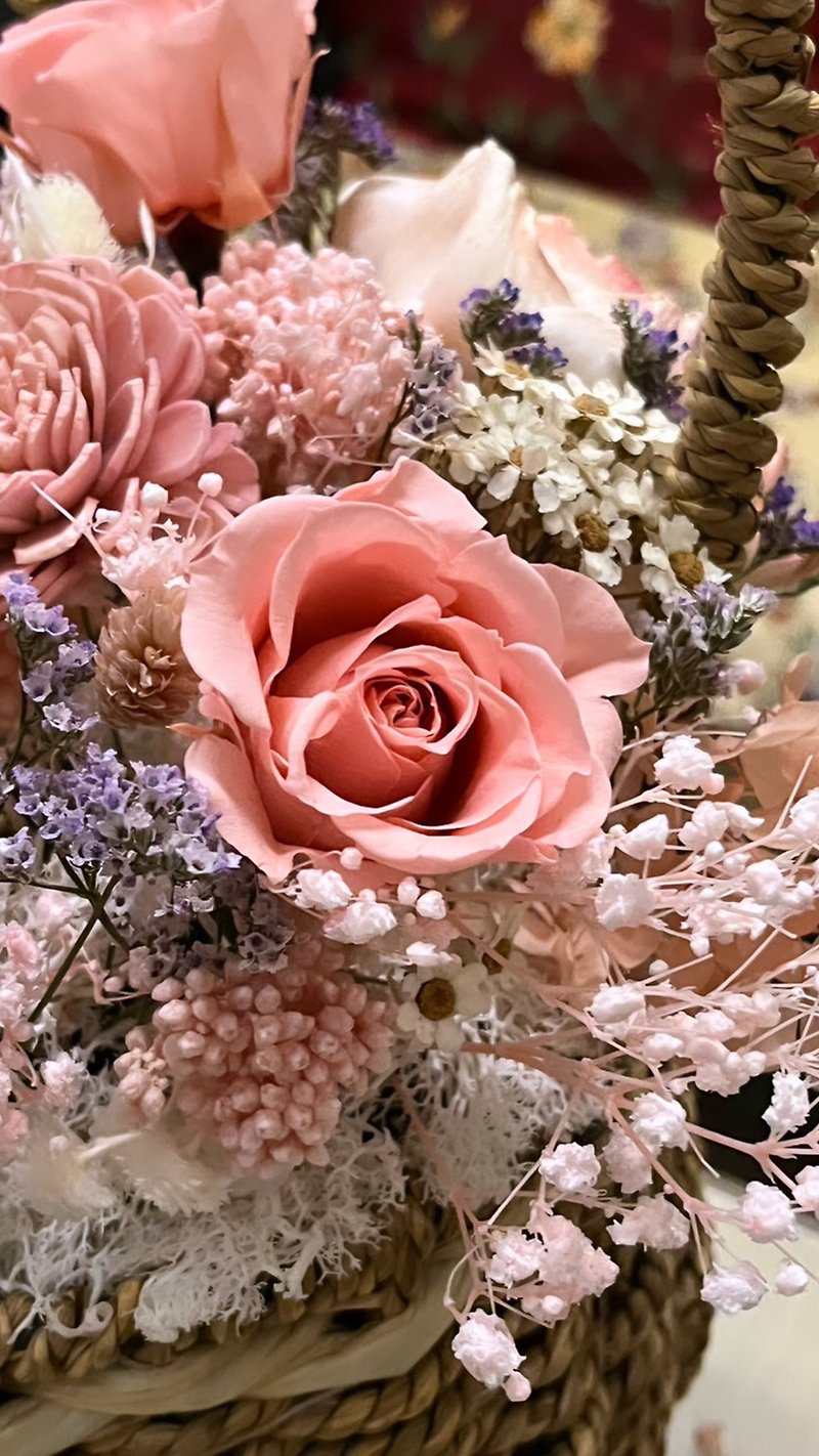 永生花野餐风提篮 - 干燥花/捧花 - 植物．花 粉红色