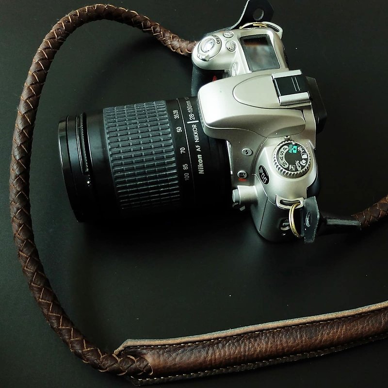Weaving Leather Camera Strap Rope-Retro Brown 110cm - 相机背带/脚架 - 真皮 咖啡色