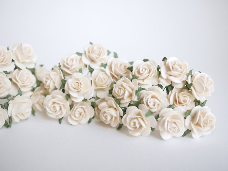 Paper Flower, 50 DIY supplies pieces mulberry rose size 2.0 cm., ivory color. - 其他 - 纸 白色