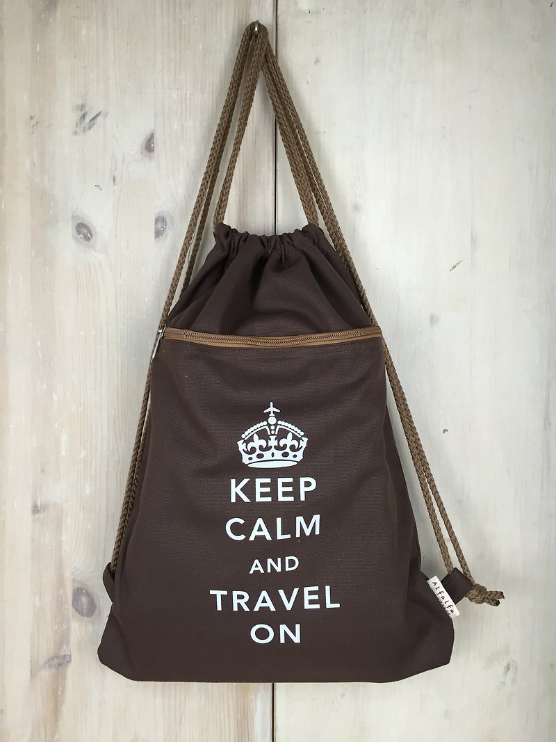 Keep Calm and Travel On 帆布束口背包系列 (啡) - 束口袋双肩包 - 棉．麻 咖啡色
