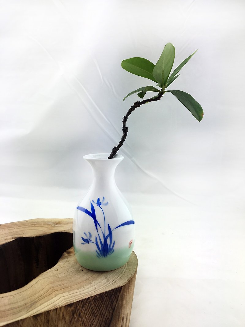 CereiZ生活疗愈・手绘荷叶小花瓶 - 花瓶/陶器 - 陶 绿色