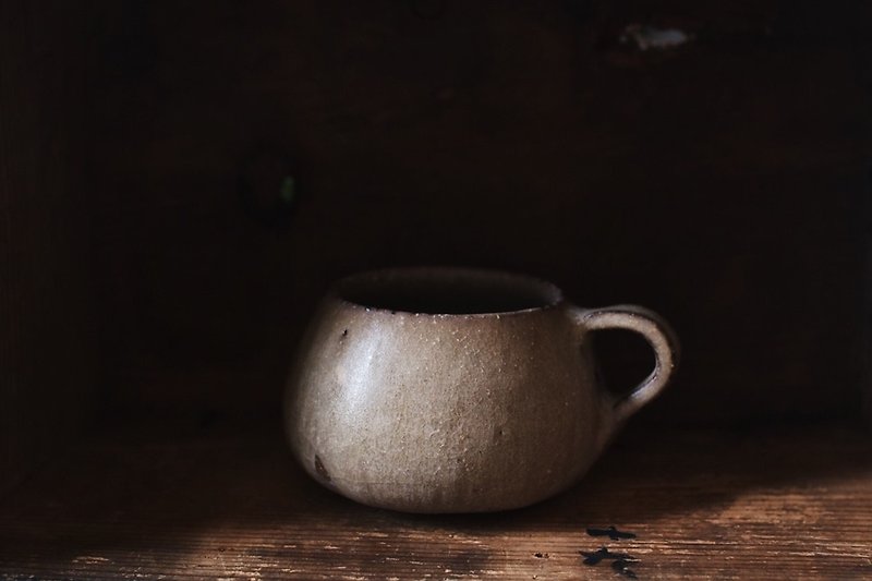 望气_褐杯 - 杯子 - 陶 咖啡色