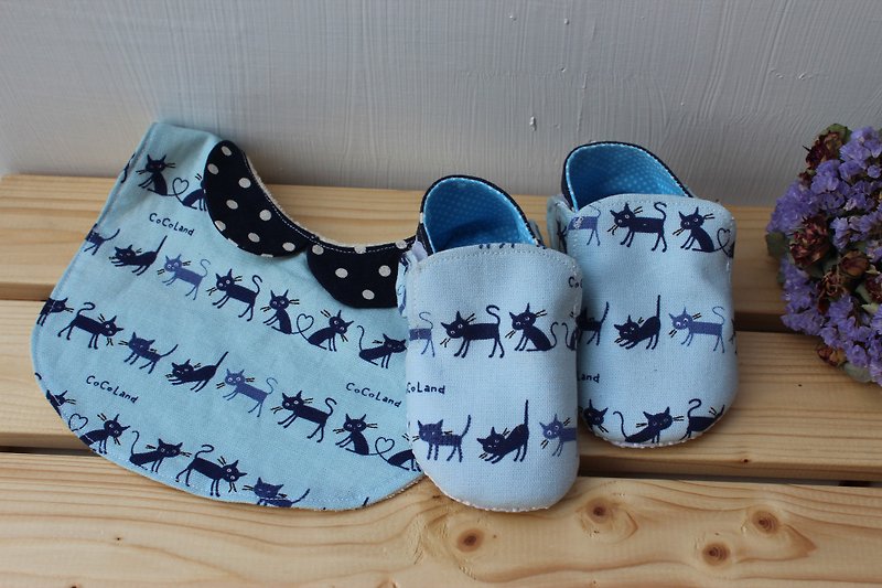 蓝色小猫满月弥月礼 宝宝鞋+围兜 - 童装鞋 - 其他材质 多色
