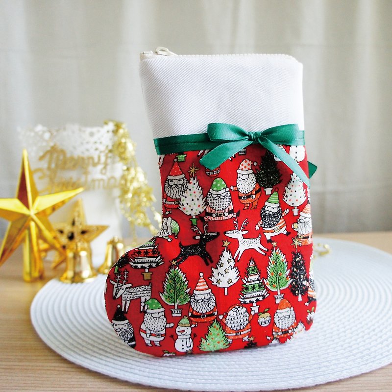 Lovely【日本布】圣诞老人圣诞袜手机袋、红底烫金、5.5寸可用 - 手机壳/手机套 - 棉．麻 红色