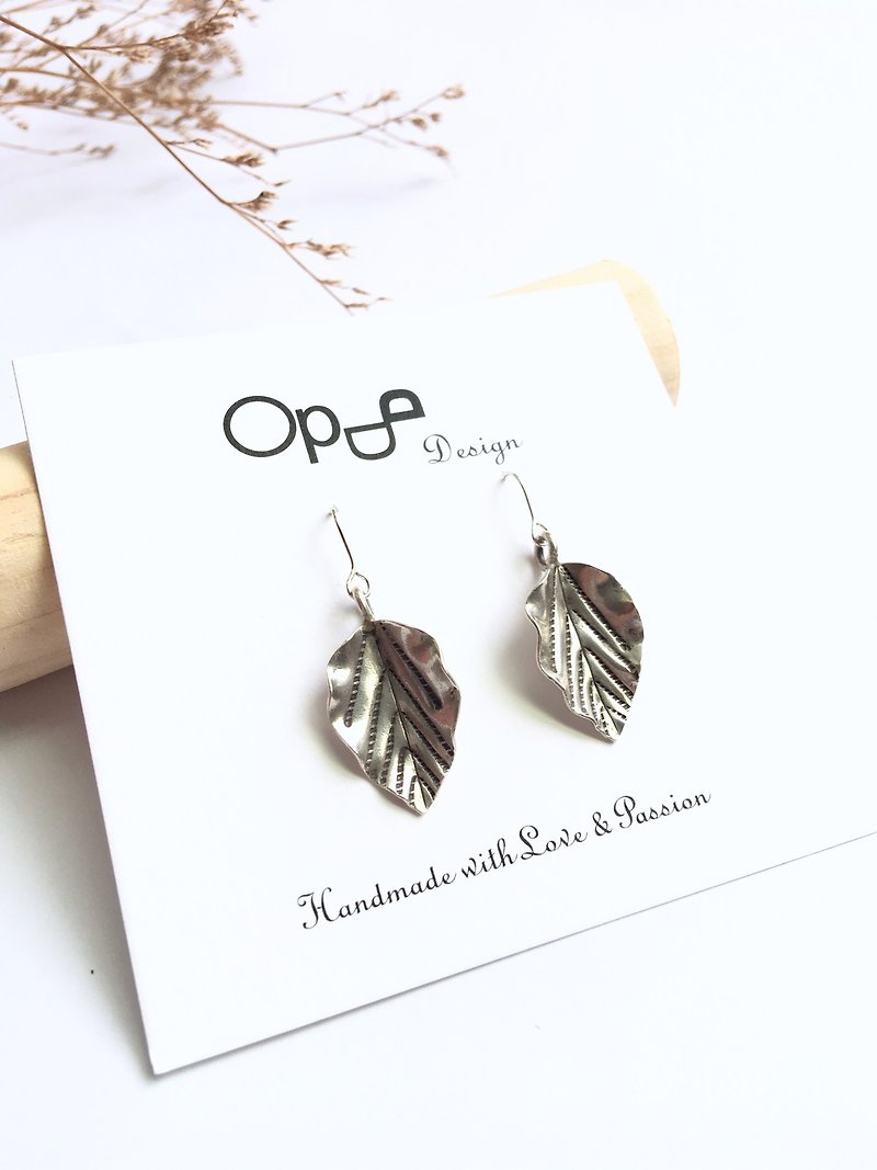 Ops Silver earrings-叶片/手工/独特/纯银/耳环 - 耳环/耳夹 - 银 银色
