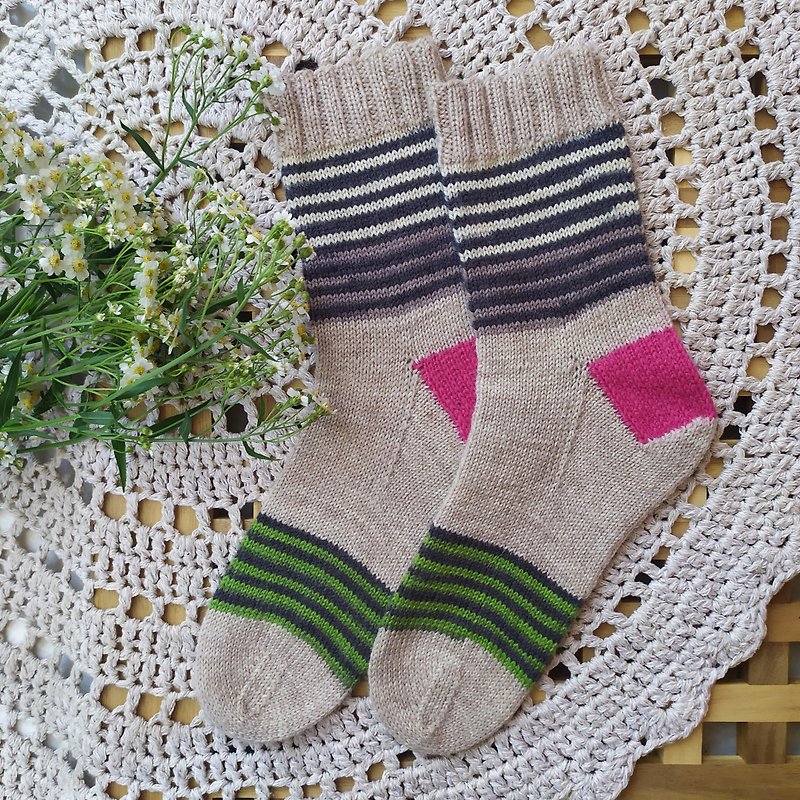 Handmade knitted womens socks/ Warm knitted accessory - 袜子 - 羊毛 多色