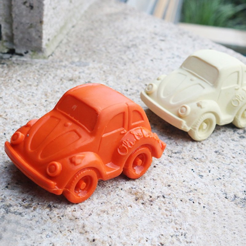 西班牙 Oli & Carol-摩登小金龟车-橘色-橡胶固齿器/洗澡玩具 - 玩具/玩偶 - 橡胶 橘色